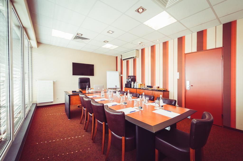 Hotel Vivaldi Poznań Eksteriør billede
